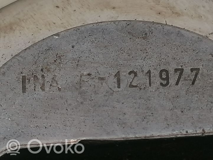 Peugeot Boxer Laturin hihnan kiristimen hihnapyörä 121977