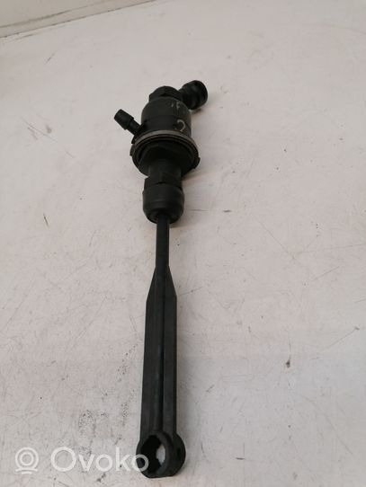 Renault Master III Clutch slave cylinder 3182891