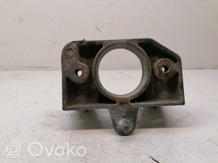 Opel Vivaro Support de boîte de vitesses 8200219372A