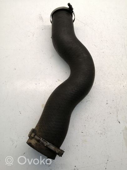 Renault Master II Tube d'admission de tuyau de refroidisseur intermédiaire 8200159690