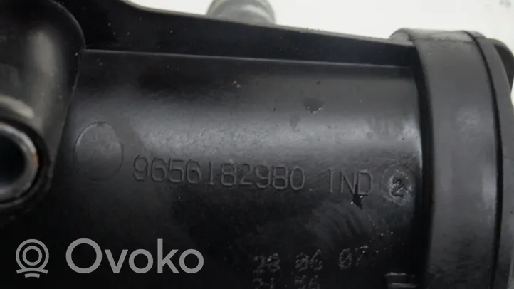 Volvo C30 Boîtier de thermostat / thermostat 