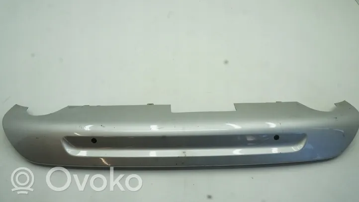 Volvo XC70 Rivestimento della parte inferiore del paraurti posteriore 