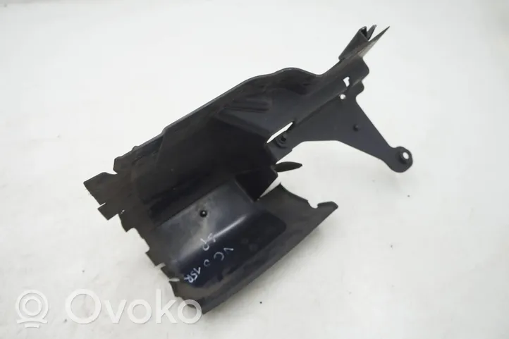 Volvo S60 Välijäähdyttimen ilmakanavan ohjain 31353046