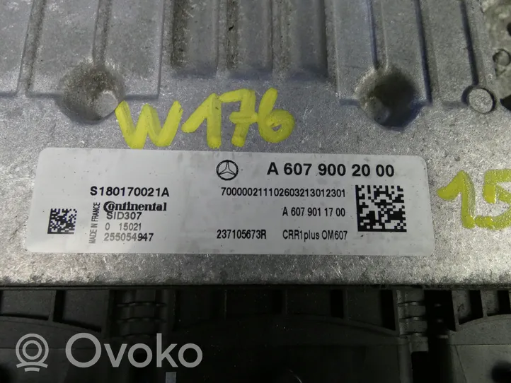 Mercedes-Benz A W176 Calculateur moteur ECU A6079002000