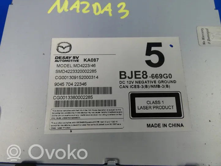 Mazda 3 II Navigaatioyksikkö CD/DVD-soitin BJE8669G0