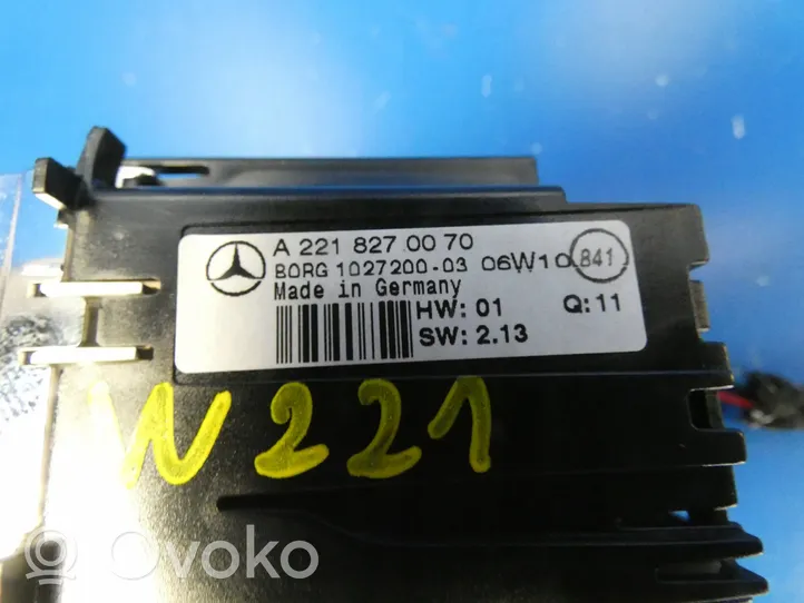 Mercedes-Benz S W221 Kello A2218270070