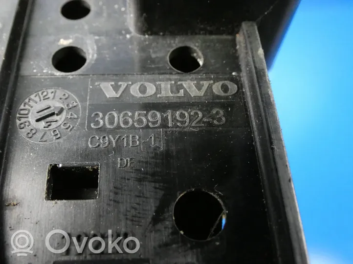 Volvo V40 Ramka / Moduł bezpieczników 30659192