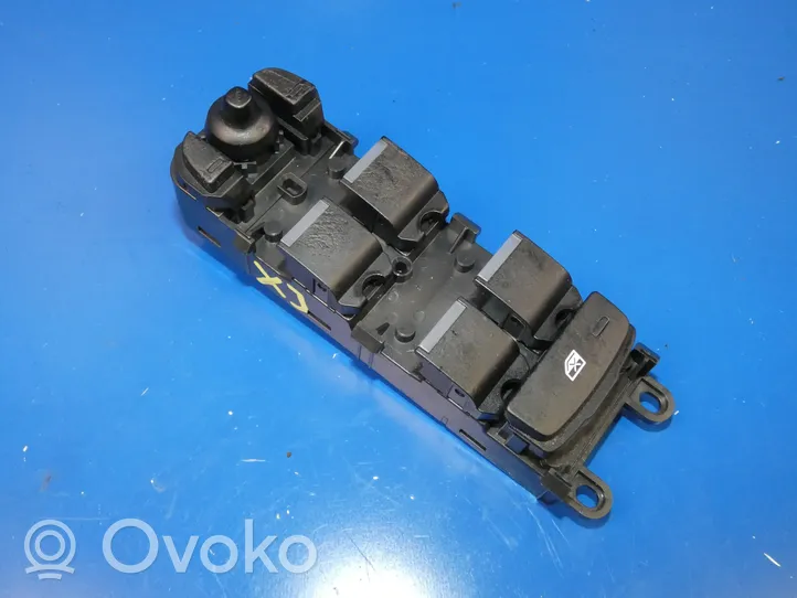 Jaguar XJ X351 Electric window control switch AW93-14540-AC