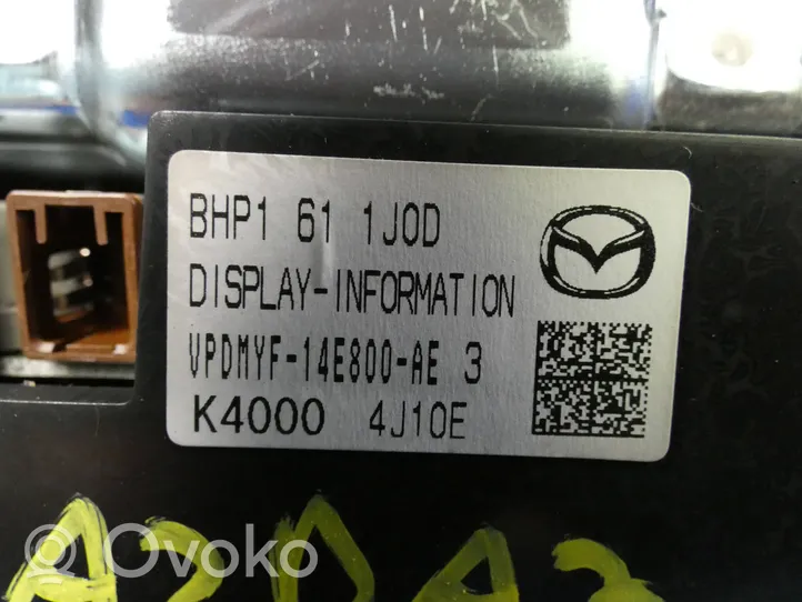 Mazda 3 II Monitori/näyttö/pieni näyttö BHP1611J0D