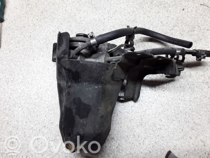 Opel Astra H Fuel filter housing, 15.00 € RRR