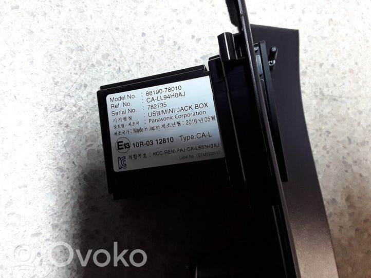Lexus RX 450H USB-ohjainlaite 8619078010