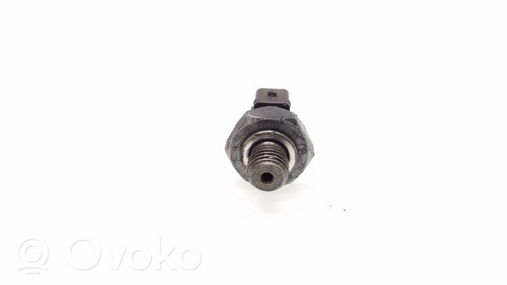 BMW 3 E90 E91 Oil pressure sensor 7568480