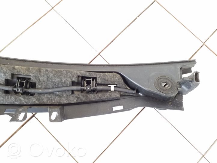 Mercedes-Benz C W204 Rivestimento del tergicristallo A2048301813