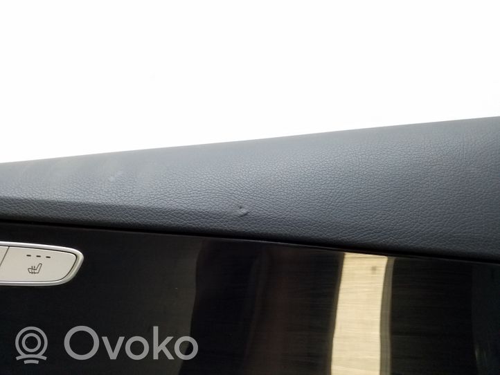 Mercedes-Benz C W205 Rivestimento del pannello della portiera anteriore A2055408442