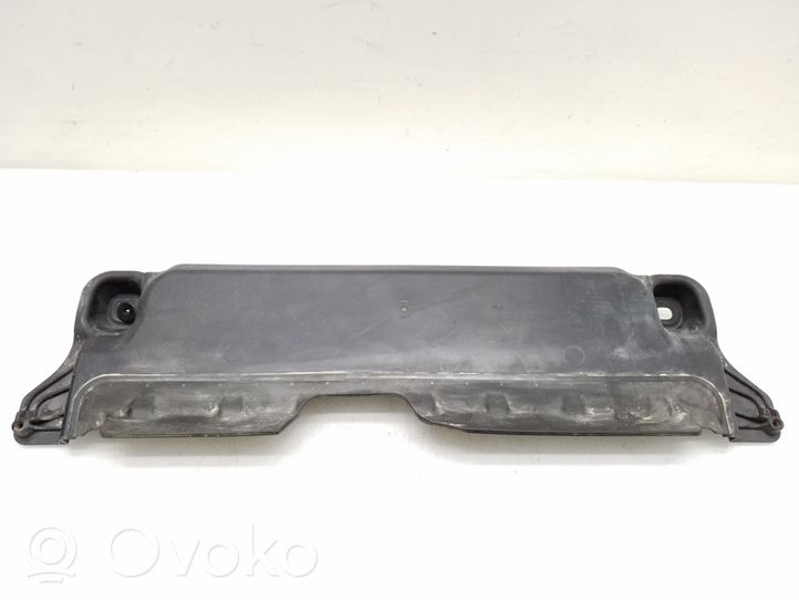 Audi A3 S3 8V Staffa del pannello di supporto del radiatore parte superiore 8V5825230A