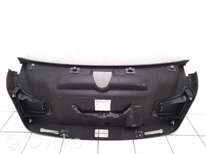 Audi A3 S3 8V Poszycie / Tapicerka tylnej klapy bagażnika 8V5867975G