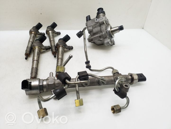 Volkswagen Touran III Kit d'injection de carburant 04L130755D