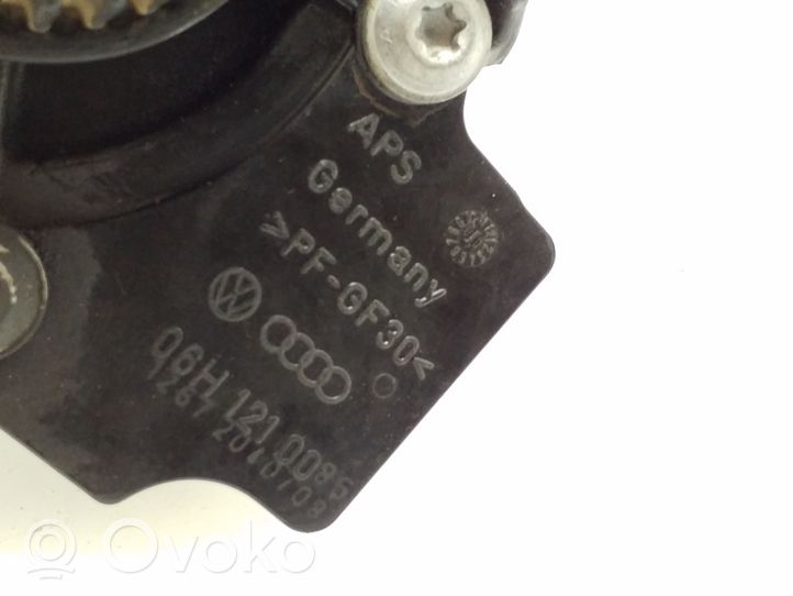 Audi A4 S4 B8 8K Vesipumppu 06J121026G