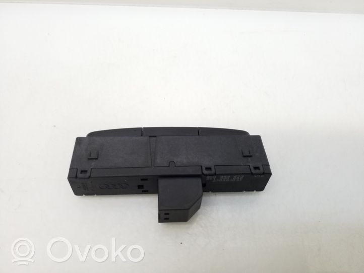 Audi A4 S4 B8 8K Interruttore ESP (controllo elettronico della stabilità) 8K0959673