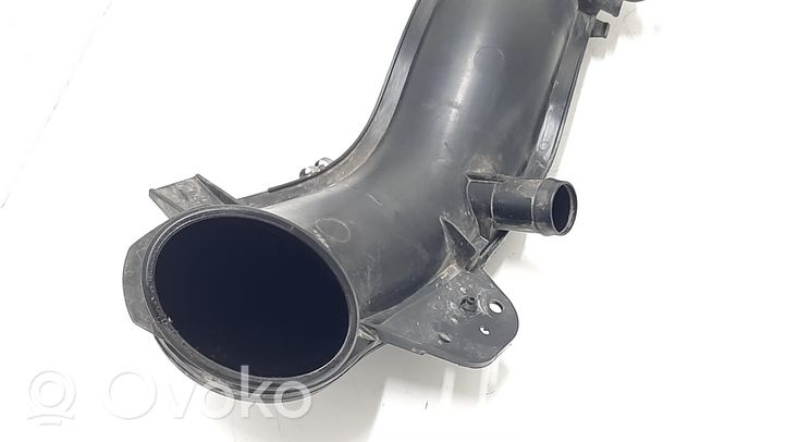 Ford S-MAX Turbo air intake inlet pipe/hose AV619C623B