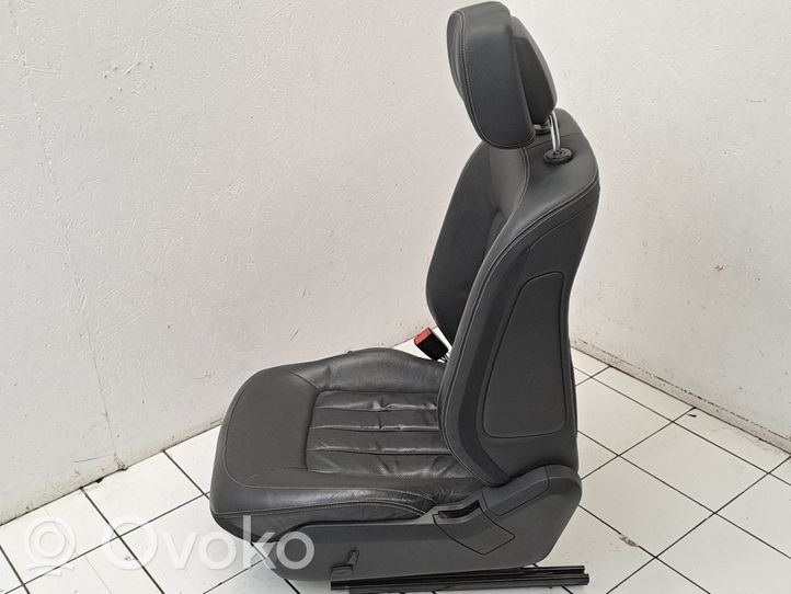 Mercedes-Benz CLS C218 X218 Tapicerka / Komplet 2128603502