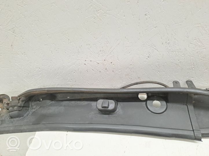 Citroen Jumper Rivestimento del tergicristallo 1306178070