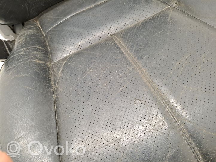 Mercedes-Benz ML W163 Priekinė vairuotojo sėdynė A1635400507