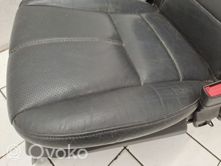 Mercedes-Benz ML W163 Priekinė keleivio sėdynė A1639100050