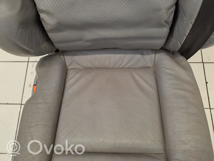 Mercedes-Benz Vito Viano W638 Asiento delantero del pasajero 