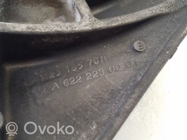 Mercedes-Benz Vito Viano W447 Łapa / Mocowanie silnika A6222230001