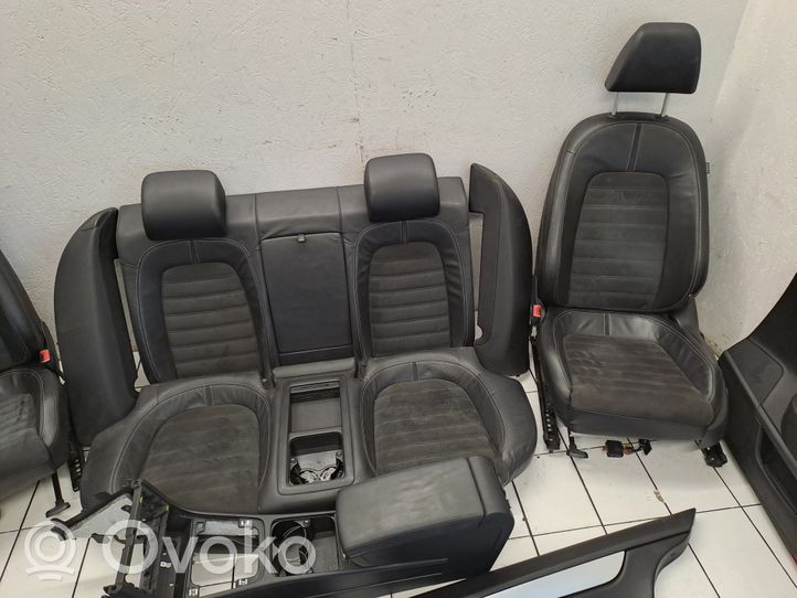 Volkswagen PASSAT CC Juego interior 3C8867012