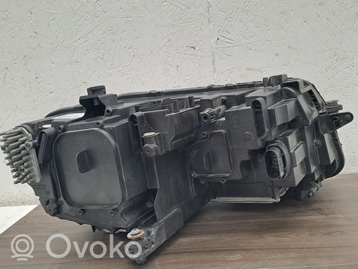 Volkswagen Tiguan Lampa przednia 5NB941081A