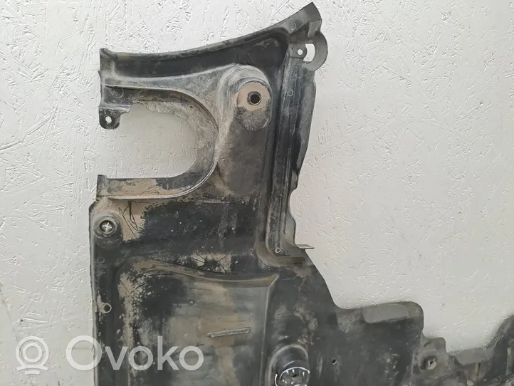 Mercedes-Benz Vito Viano W447 Vidurinė dugno apsauga A4476848601