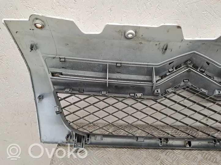 Citroen Jumper Front bumper upper radiator grill 1308069070