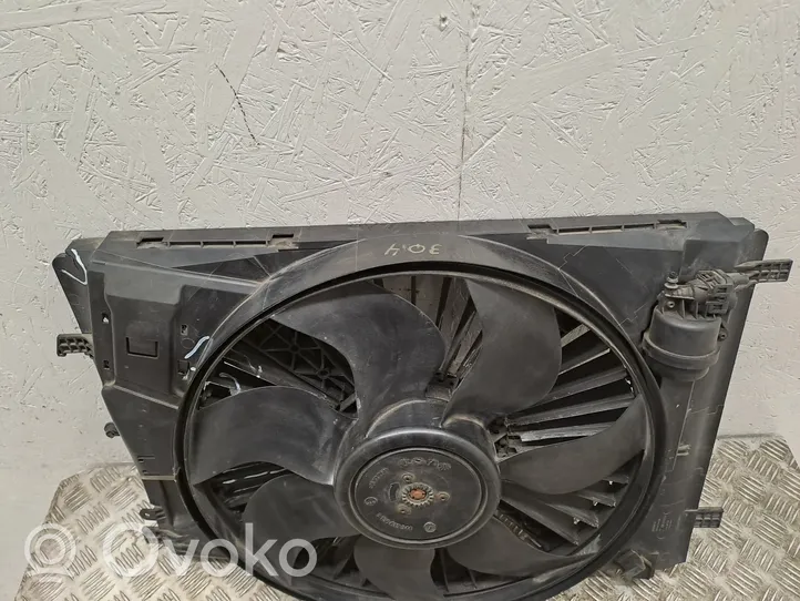 Mercedes-Benz E W212 Convogliatore ventilatore raffreddamento del radiatore A2045000755