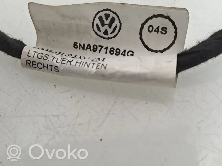 Volkswagen Tiguan Faisceau de câblage de porte arrière 5NA971694G
