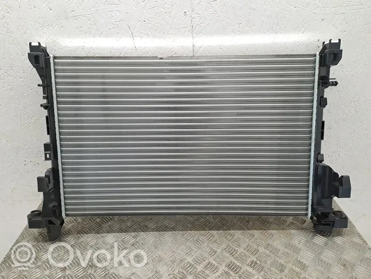 Renault Trafic II (X83) Dzesēšanas šķidruma radiators RA630803