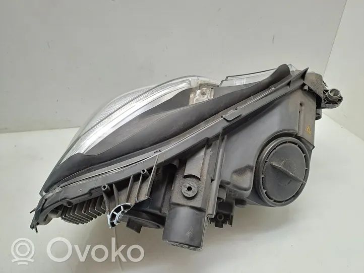 Mercedes-Benz E W212 Lampa przednia A2128203159