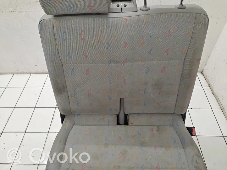 Volkswagen Transporter - Caravelle T5 Front double seat 7H0881303F