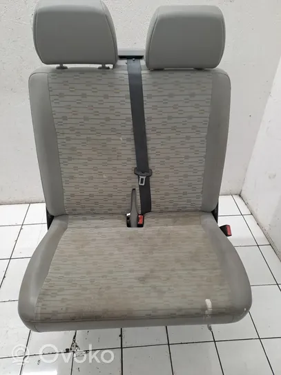 Volkswagen Transporter - Caravelle T5 Front double seat 7H0881631A