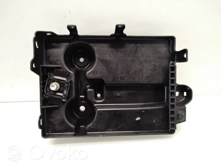 Suzuki Swift Coperchio/tappo della scatola vassoio della batteria 7252168P2