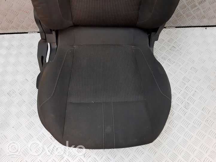 Ford B-MAX Front passenger seat 