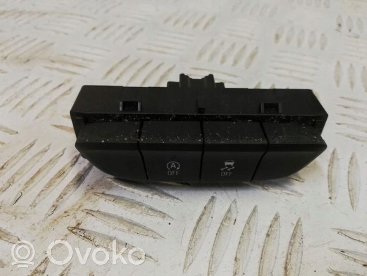 Opel Astra K ESP (stability program) switch 39028745