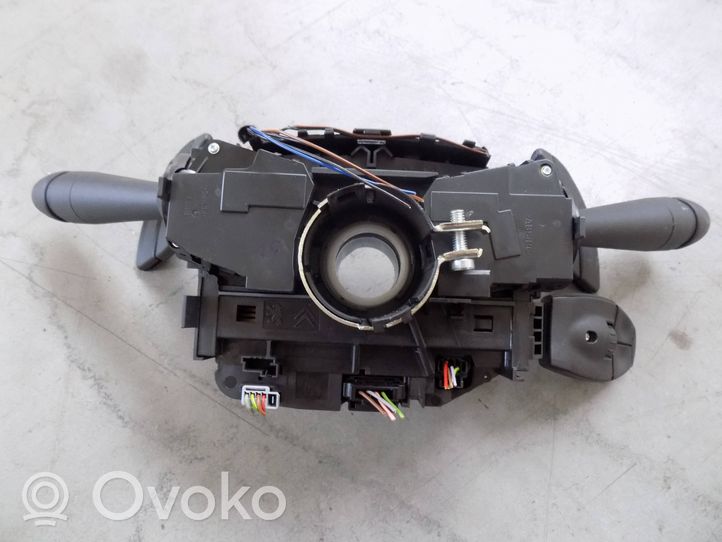 Citroen C5 Aircross Pyyhkimen/suuntavilkun vipukytkin 98262633ZD