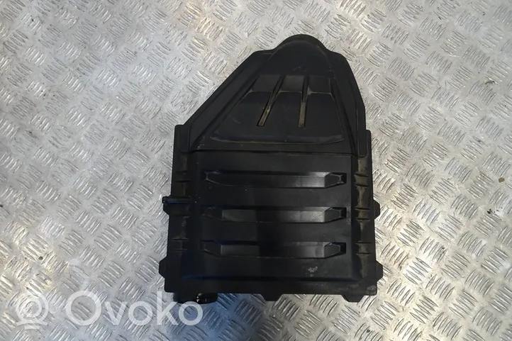 Seat Arona Oro filtro dėžė 04C129620A