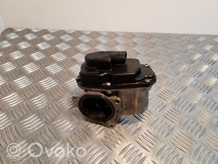 Volkswagen Tiguan EGR valve 03L131501B