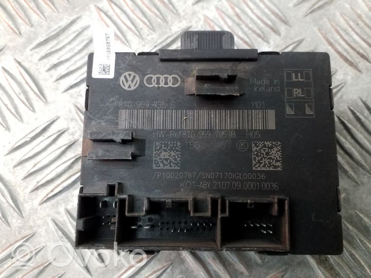 Audi A5 8T 8F Centrālās atslēgas vadības bloks 8T0959795E