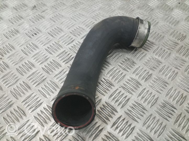 Volkswagen Tiguan Tube d'admission de tuyau de refroidisseur intermédiaire 5N0145832G