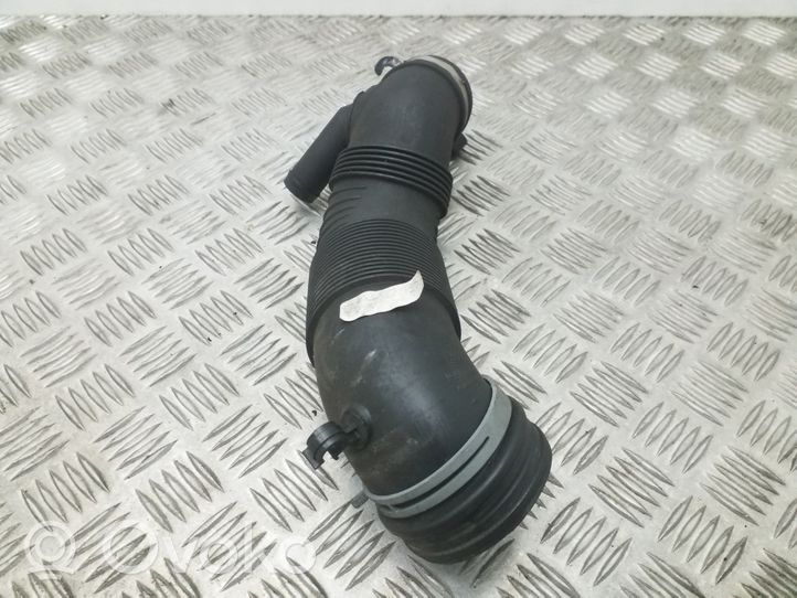 Volkswagen Tiguan Tube d'admission d'air 5N0129858