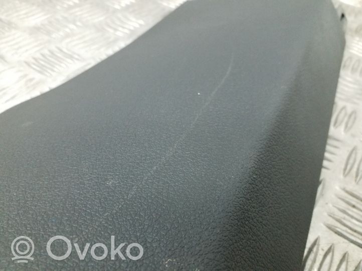 Audi Q7 4L Rivestimento vano piedi laterale 4L1867272C